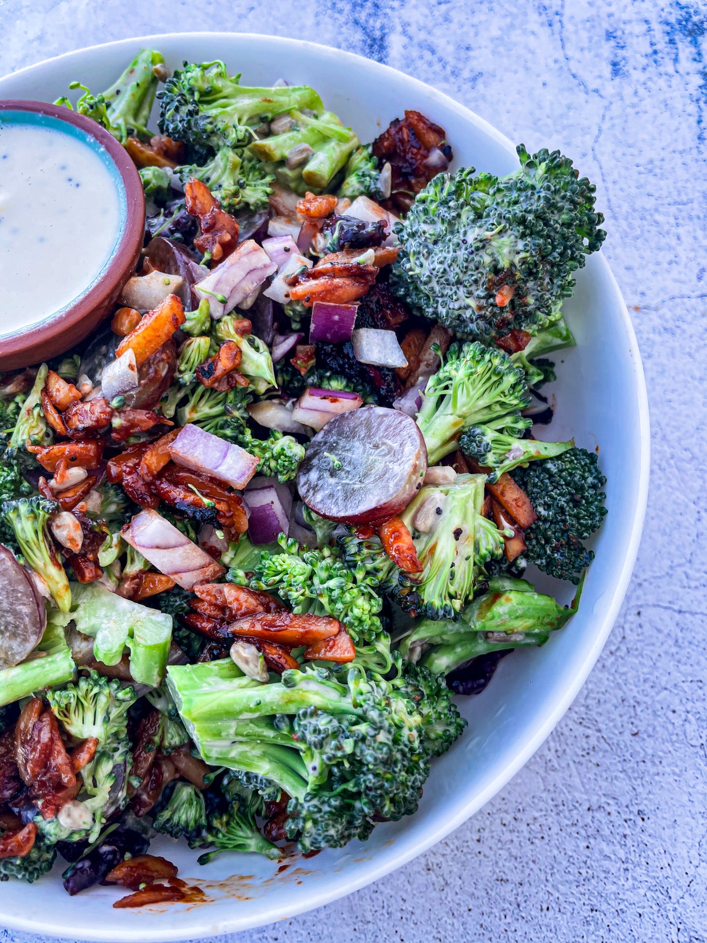 LEMON POPPYSEED BROCCOLI SALAD	(GF)